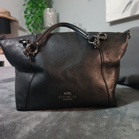 Coach Black Leather Women's Bag - Picture 2 of 12